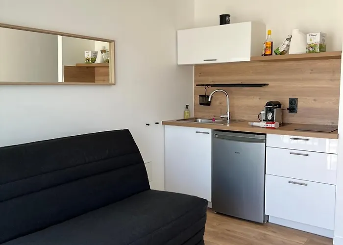 Renove En Plein Centre Ville, Sur Le Port, Vue